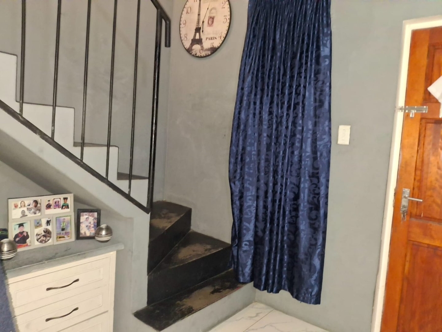 2 Bedroom Property for Sale in Morgan Village Western Cape